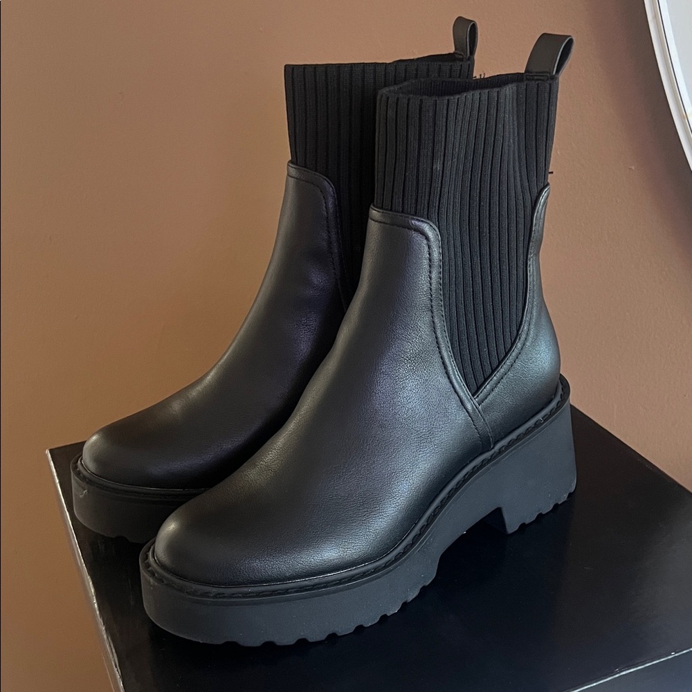 Black Ankle Boots DV Dolce Vita